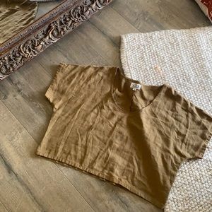 Me & Arrow linen Top